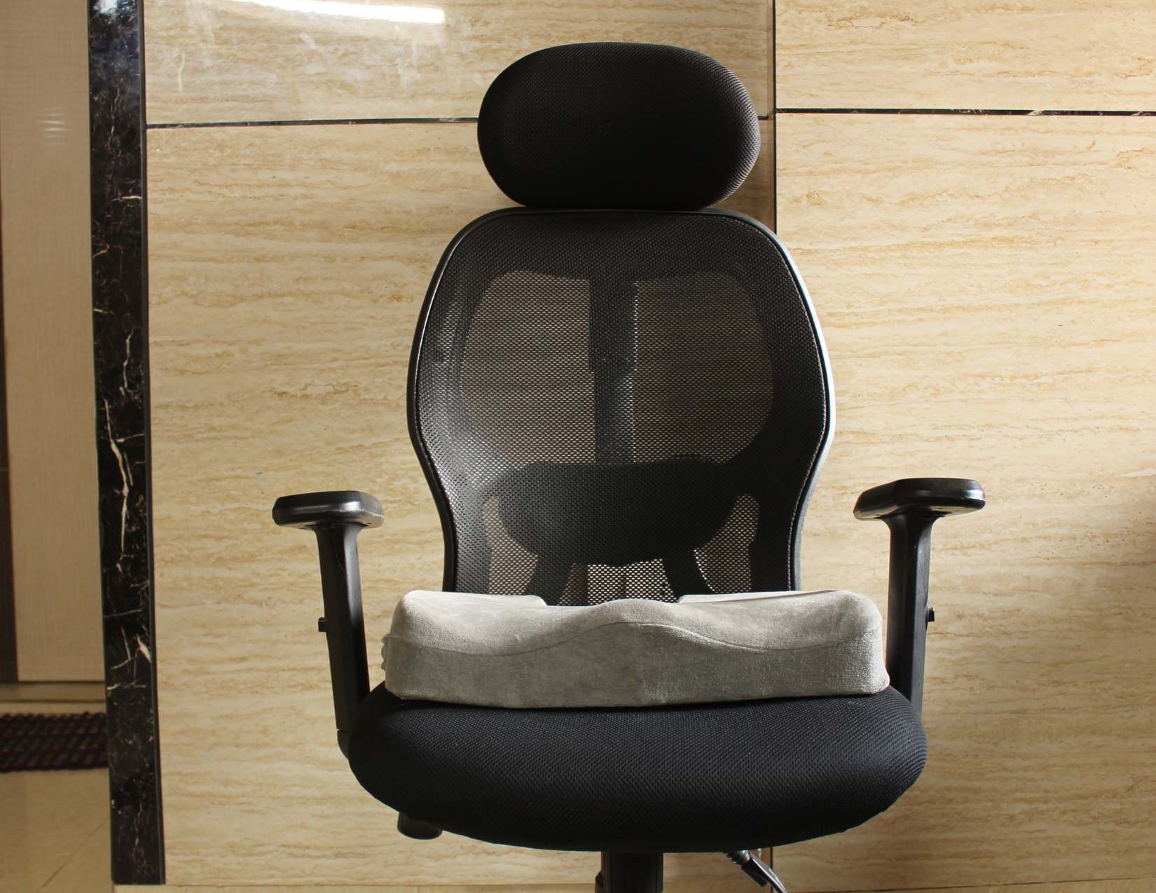 How To Find The Best Office Chair Cushion For Buttock Pain